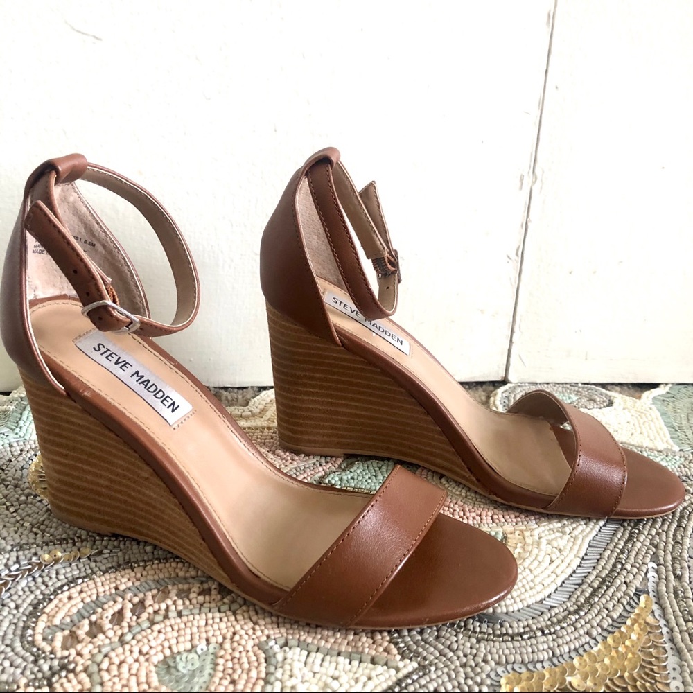 Steve Madden brown wedge size 6.5 ankle strap